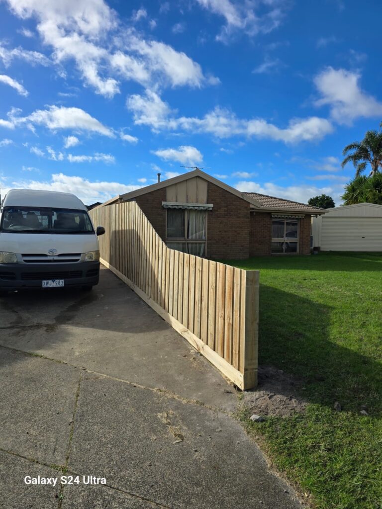 Timber Fence Installation – Cranbourne